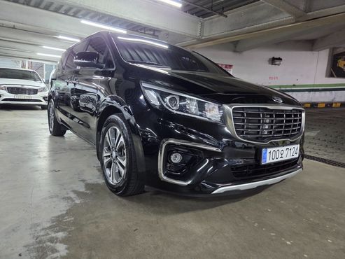 Kia Carnival 9-Seater Luxury — пробег 50 543 км — фото 1 из 5