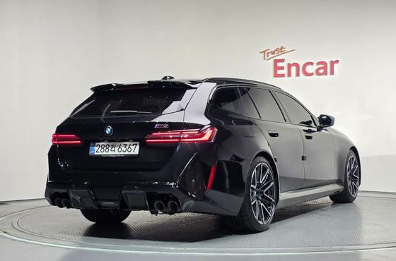 BMW M5 M5 Touring — пробег 5 181 км — фото 2 из 5