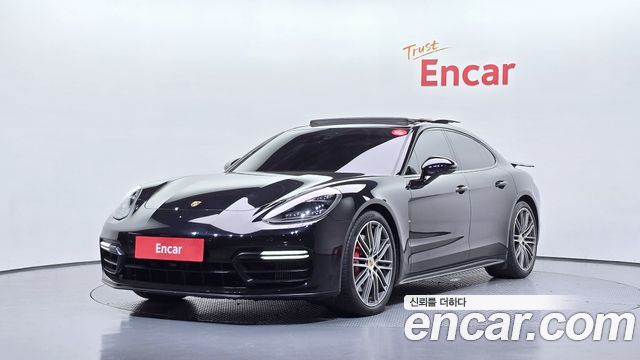 Porsche Panamera 4.0 GTS — пробег 84 773 км — фото 1 из 5
