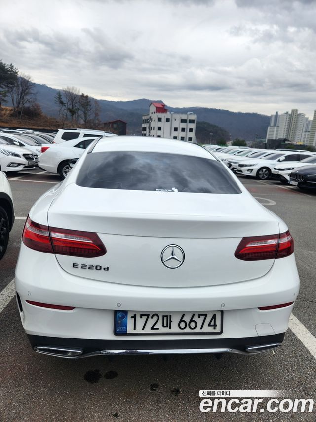 Mercedes-Benz E-Class из Кореи Encar
