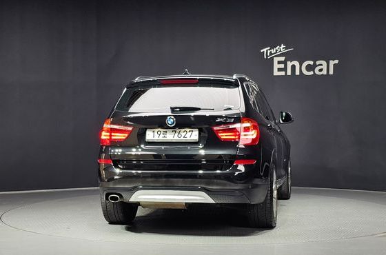 BMW X3 xDrive 20d — пробег 216 388 км — фото 4 из 5