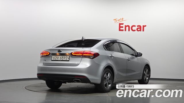 Kia K3 из Кореи Encar