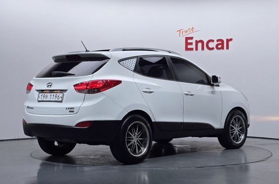 Hyundai Tucson Diesel 2WD LX20 Premier — пробег 175 466 км — фото 2 из 5