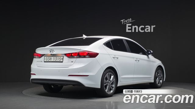 Hyundai AVANTE из Кореи Encar