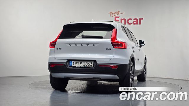 Volvo XC40 из Кореи Encar
