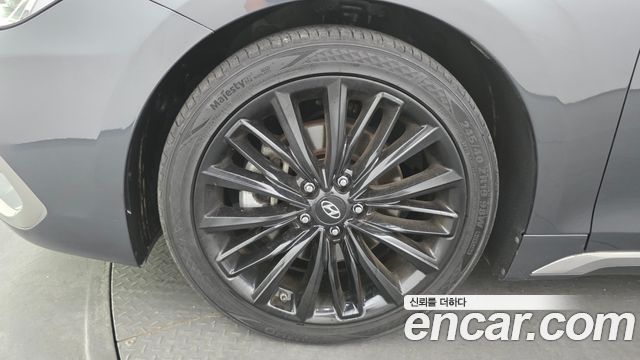 Hyundai Grandeur из Кореи Encar