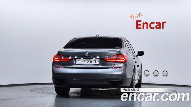 BMW 7-Series 740d xDrive M Sport — пробег 107 670 км — фото 4 из 5