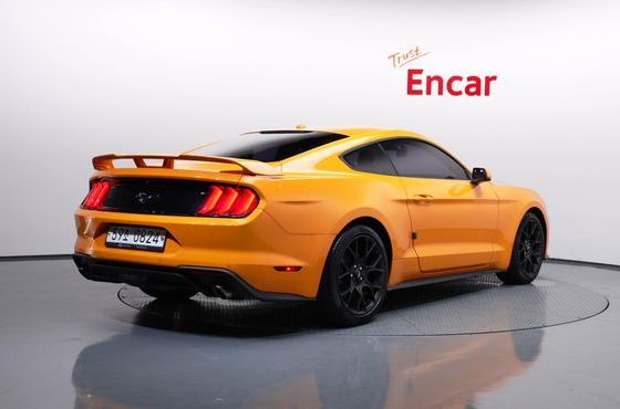 Ford Mustang Coupe — пробег 24 752 км — фото 2 из 5