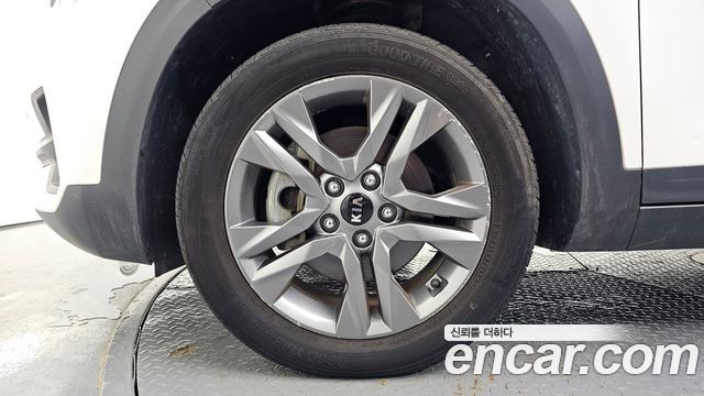 Kia Seltos из Кореи Encar