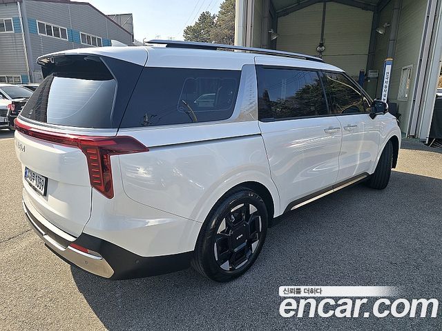 Kia Carnival Gasoline 9-Seater Signature — пробег 25 558 км — фото 2 из 5