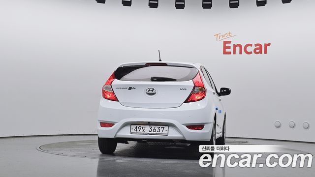 Hyundai Accent из Кореи Encar