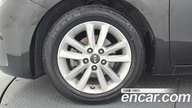 Kia K3 из Кореи Encar