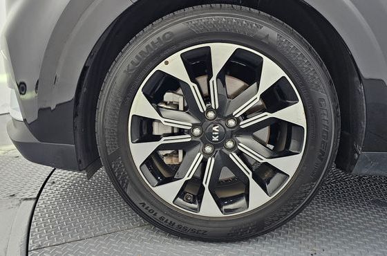 Kia Carnival Gasoline 9-Seater Signature — пробег 62 658 км — фото 5 из 5
