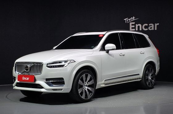 Volvo XC90 B6 Inscription — пробег 42 825 км — фото 1 из 5