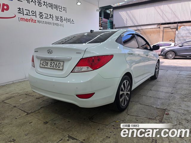 Hyundai Accent 1.6 GDI Premium — пробег 156 000 км — фото 3 из 5