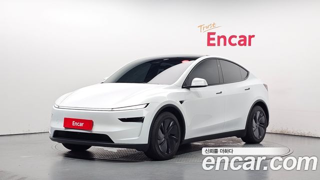 Tesla Model Y RWD — пробег 24 991 км — фото 1 из 5