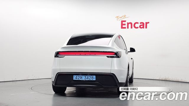 Tesla Model Y RWD — пробег 24 991 км — фото 4 из 5
