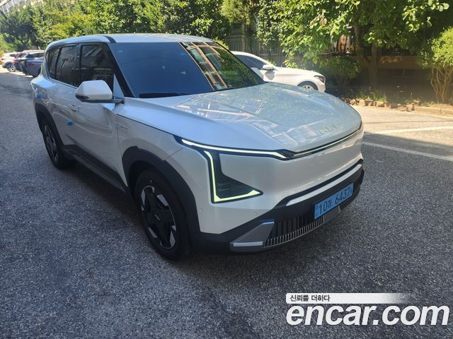 Kia EV5 Long Range 2WD AIr — пробег 500 км — фото 2 из 5