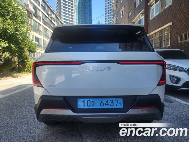 Kia EV5 Long Range 2WD AIr — пробег 500 км — фото 5 из 5