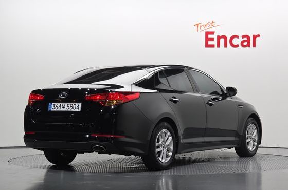Kia K5 2.0 Deluxe — пробег 87 094 км — фото 2 из 5