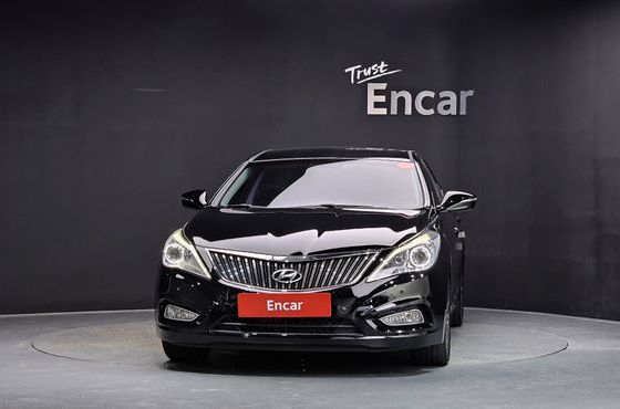 Hyundai Grandeur HG300 Premium — пробег 137 551 км — фото 3 из 5