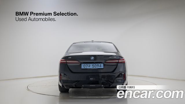BMW i5 eDrive 40 M Sport — пробег 6 000 км — фото 4 из 5