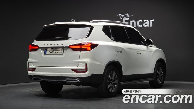 Ssangyong Rexton из Кореи Encar