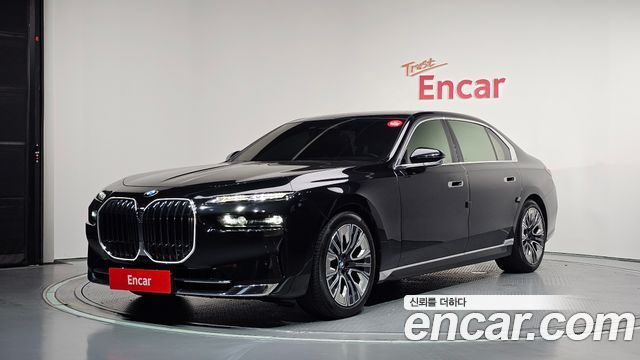BMW 7-Series 740i sDrive Design Pure Excellence — пробег 78 985 км — фото 1 из 5
