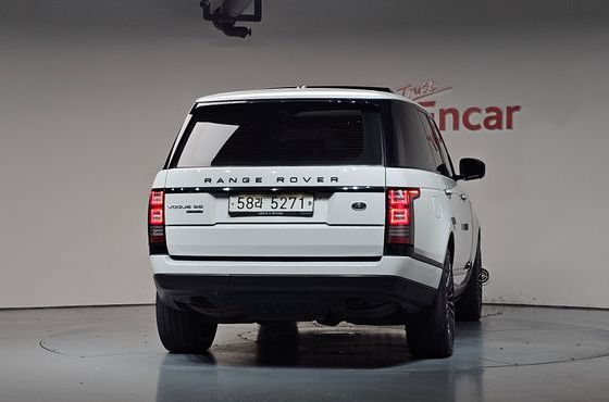 Land Rover Range Rover 4.4 SDV8 Vogue SE DIESEL — пробег 252 234 км — фото 4 из 5