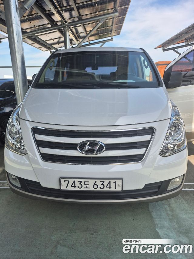 Hyundai Starex 4WD 11-Seater Wagon Modern Special — пробег 135 000 км — фото 1 из 5