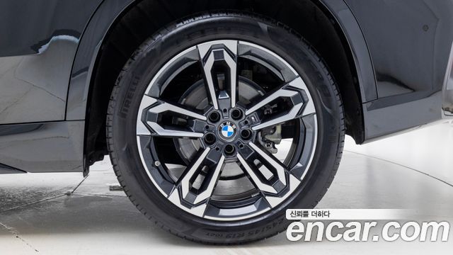 BMW X1 sDrive 20i M Sport — пробег 6 250 км — фото 5 из 5