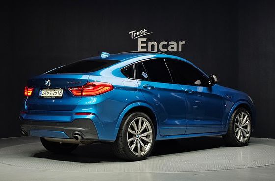 BMW X4 M40i — пробег 104 586 км — фото 2 из 5