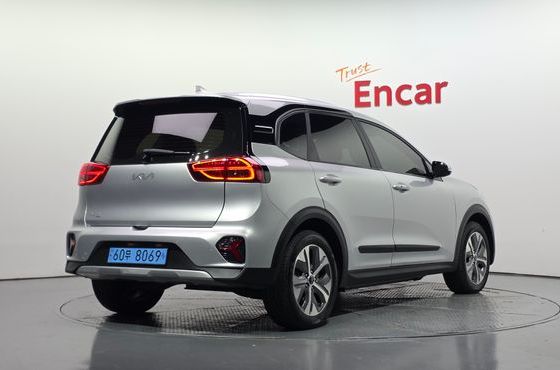 Kia Niro Air — пробег 32 302 км — фото 2 из 5
