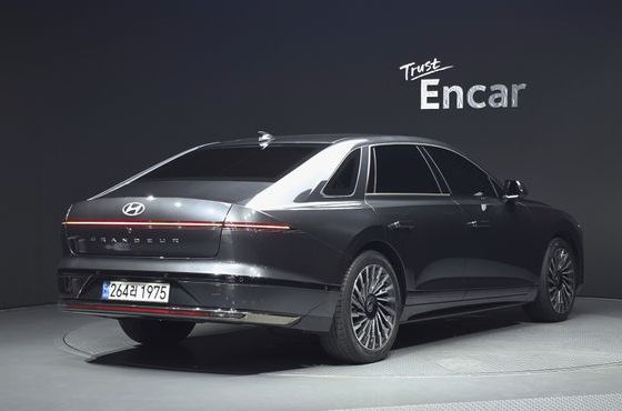 Hyundai Grandeur Calligraphy — пробег 24 725 км — фото 2 из 5