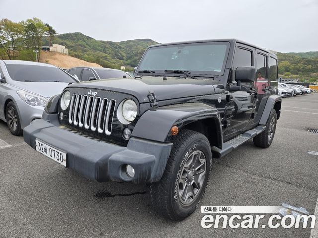 Jeep Wrangler 3.6 Sahara 4Door — пробег 174 476 км — фото 2 из 5