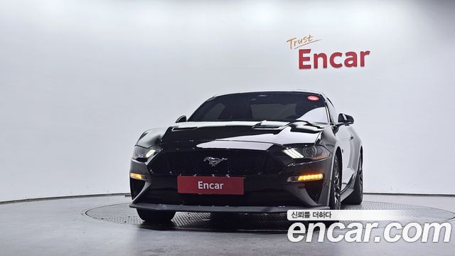 Ford Mustang GT Coupe — пробег 38 352 км — фото 3 из 5