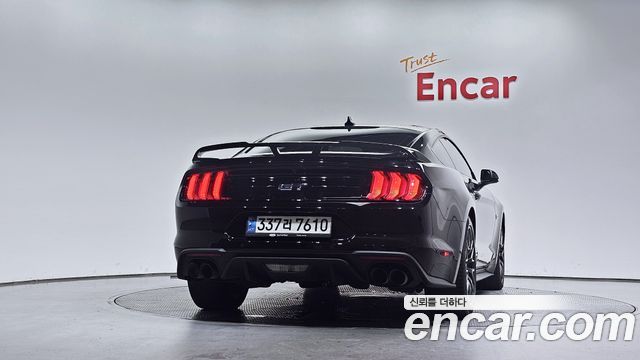 Ford Mustang GT Coupe — пробег 38 352 км — фото 4 из 5