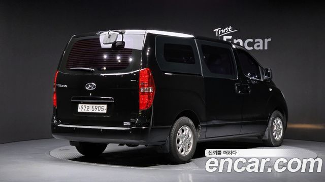 Hyundai Starex 5-Seater LPi VAN CVX Luxury — пробег 187 831 км — фото 2 из 5