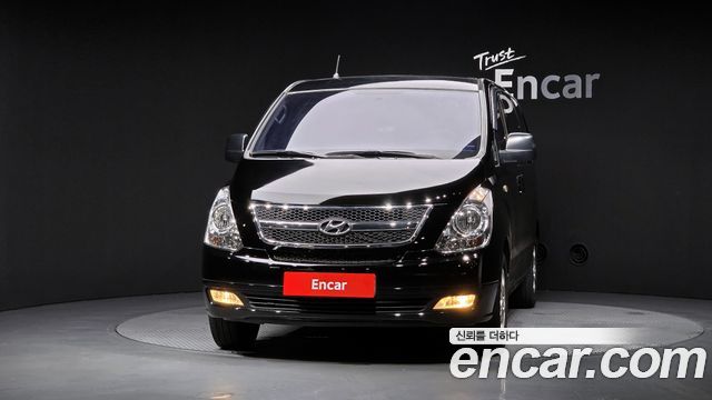 Hyundai Starex 5-Seater LPi VAN CVX Luxury — пробег 187 831 км — фото 3 из 5