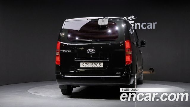 Hyundai Starex 5-Seater LPi VAN CVX Luxury — пробег 187 831 км — фото 4 из 5