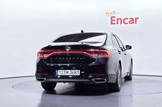 Hyundai Grandeur 2.4 Premium — пробег 47 478 км — фото 4 из 5