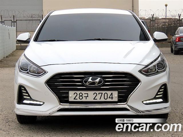 Hyundai Sonata 2.0 Style — пробег 19 615 км — фото 1 из 5