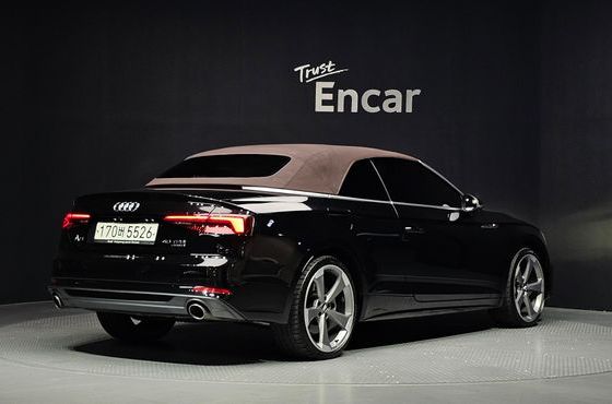 Audi A5 45 TFSI Quattro Cabriolet — пробег 77 040 км — фото 2 из 5