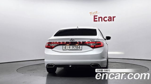 Hyundai Grandeur Premium — пробег 100 637 км — фото 4 из 5