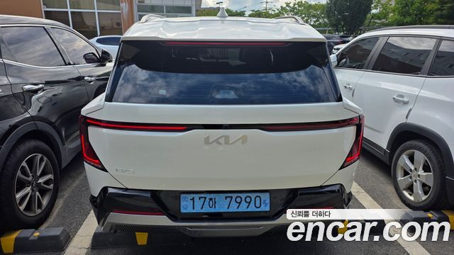 Kia EV5 Long Range 2WD Earth — пробег 336 км — фото 2 из 5