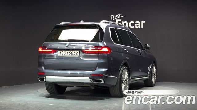 BMW X7 xDrive 30d Design Pure Excellent 6-Seater — пробег 150 557 км — фото 2 из 5