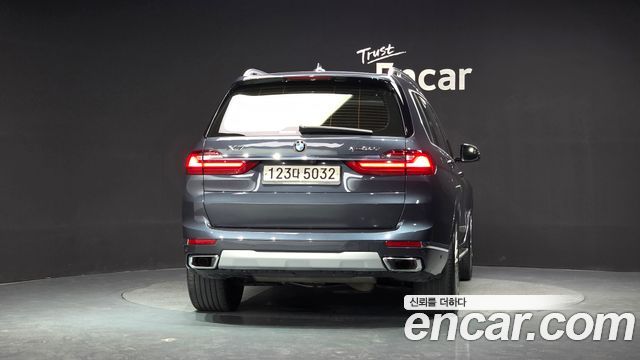 BMW X7 xDrive 30d Design Pure Excellent 6-Seater — пробег 150 557 км — фото 4 из 5