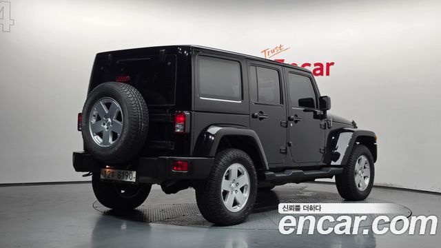 Jeep Wrangler 2.8 Diesel Sahara 4Door — пробег 216 038 км — фото 2 из 5