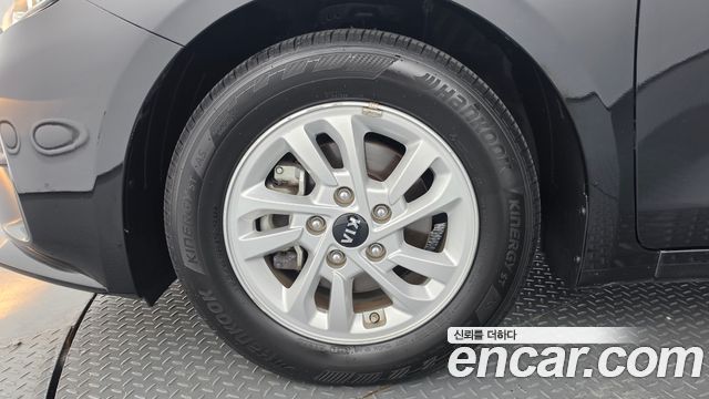 Kia K3 из Кореи Encar