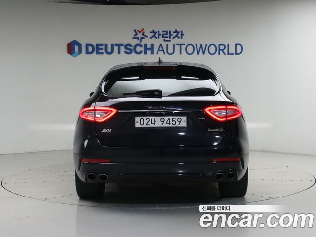 Maserati Levante из Кореи Encar